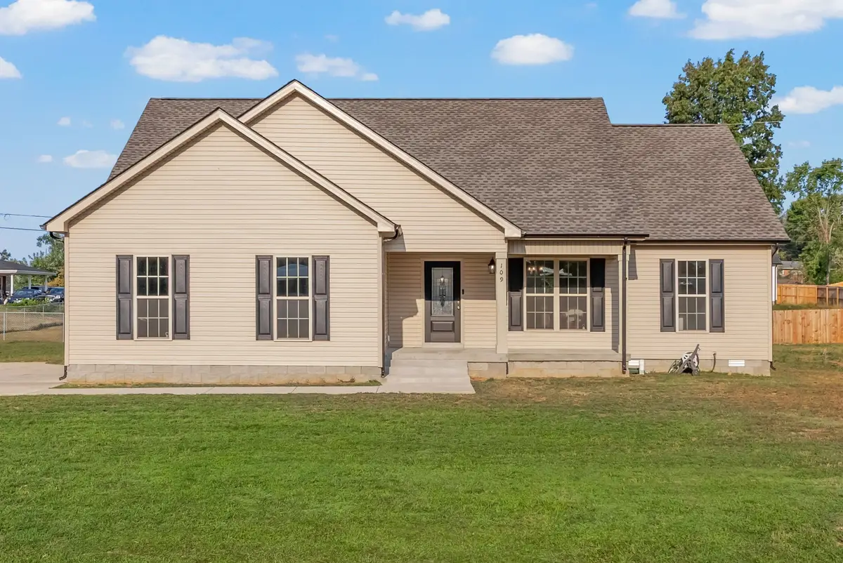 109 Morningside Dr, Clarksville, TN 37042 - #1