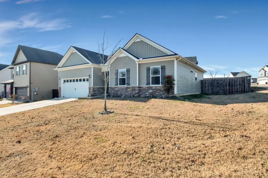 744 Garland Dr, Hermitage, TN 37076 - Image #2