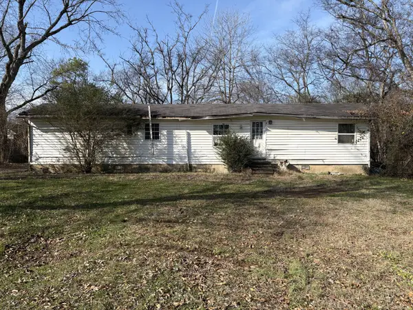 123 Mercury Dr, La Vergne, TN 37086