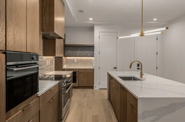 321 31st Ave N #D4 (A), Nashville, TN 37203