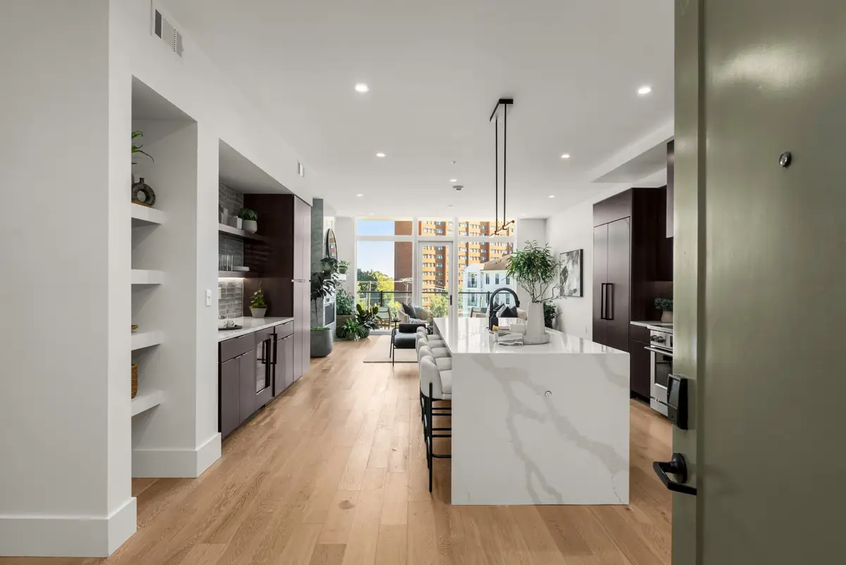 321 31st Ave N #B4 (C), Nashville, TN 37203 - Image #1