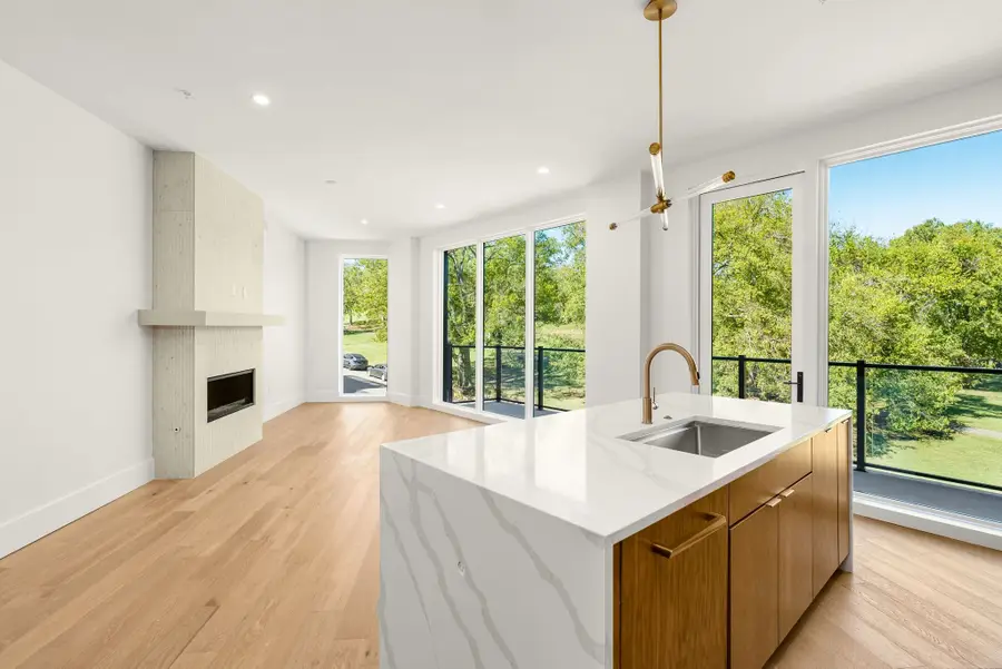 321 31st Ave N #B1 (D), Nashville, TN 37203 - Image #3