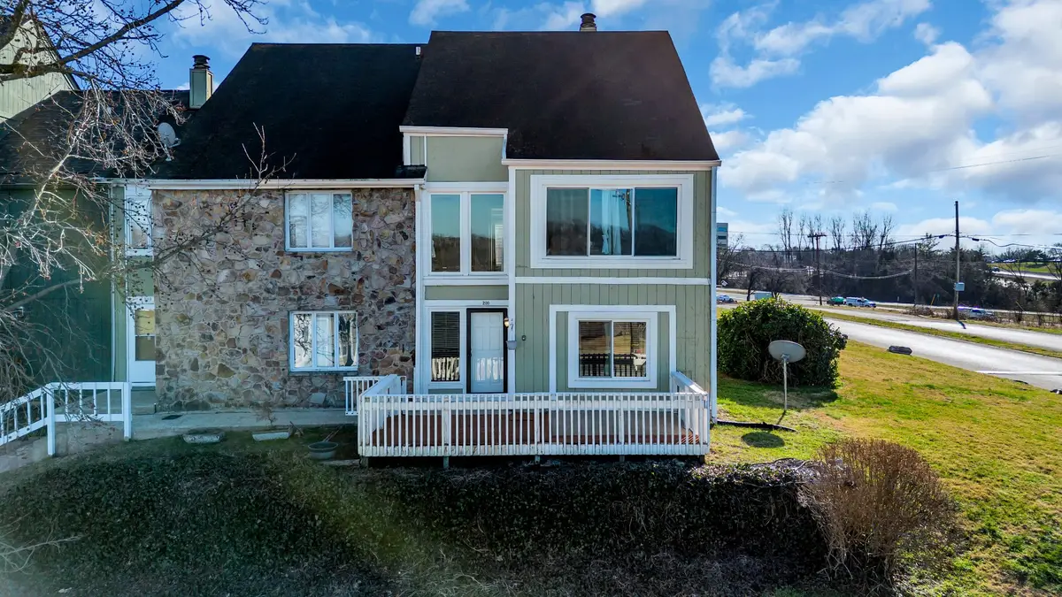 200 Raintree Dr, Hermitage, TN 37076 - Image #1