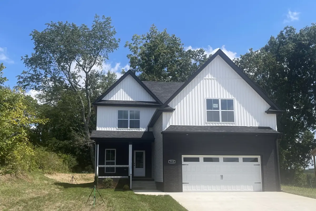 713 Eva Agnes Avenue, Clarksville, TN 37042 - Image #1