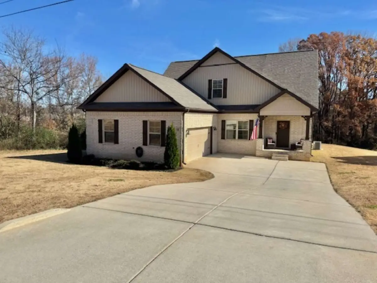18 Cedar Grove Dr, Fayetteville, TN 37334 - #1
