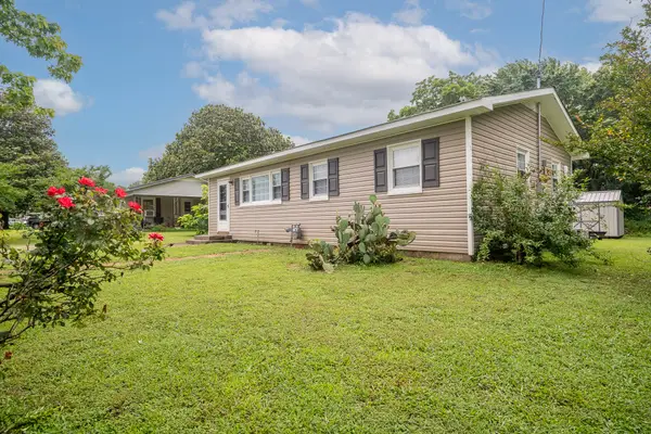 502 N Main St, Loretto, TN 38469