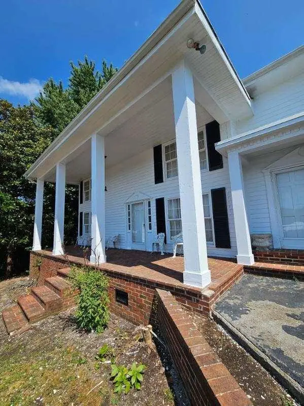 224 Mark Twain Avenue W, Jamestown, TN 38556 - Image #2