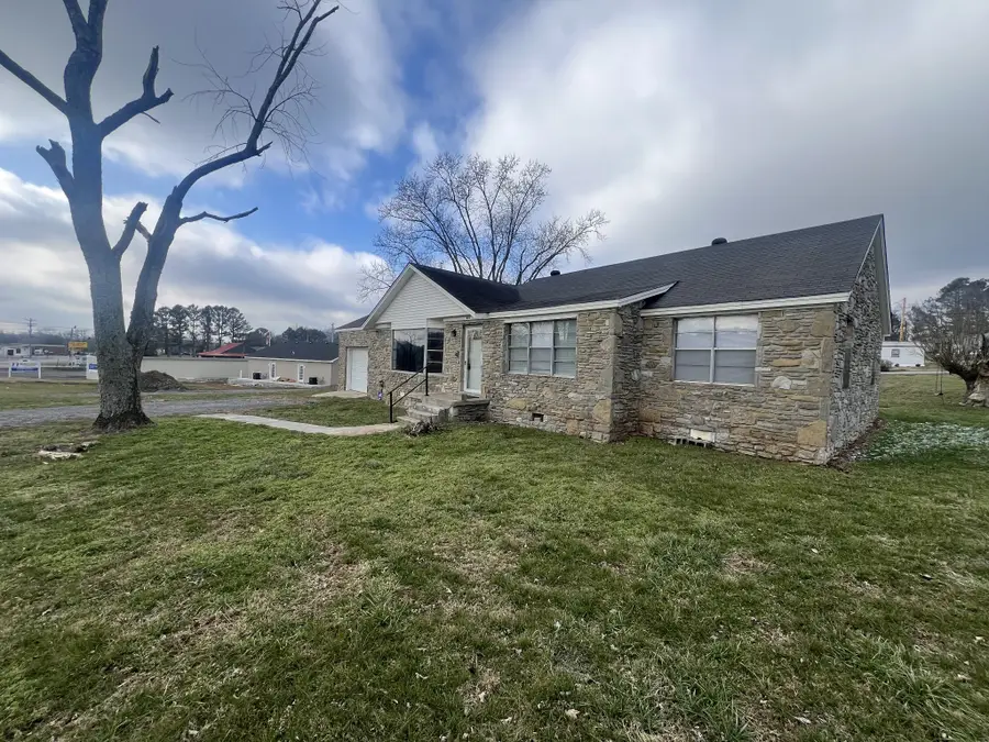 610 Majors Blvd, Lynchburg, TN 37352 - #3