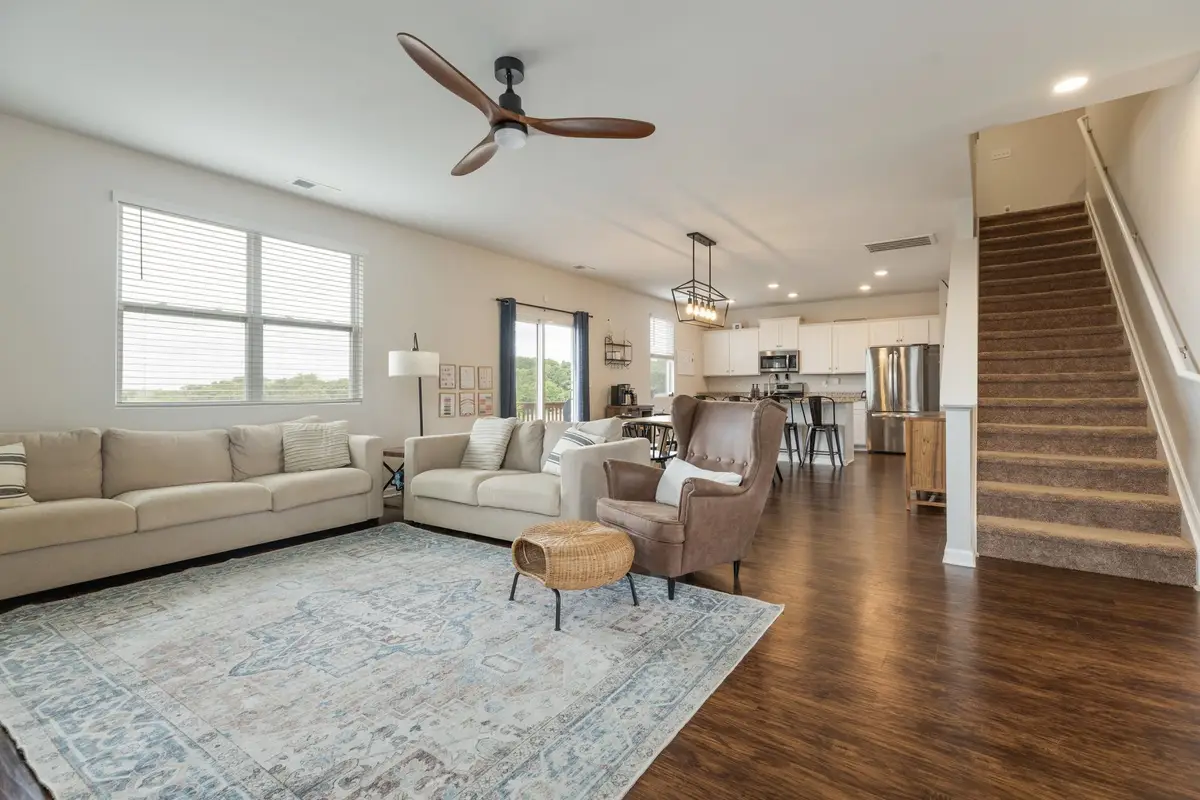 905 Aberdeen Ct, Columbia, TN 38401 - #1