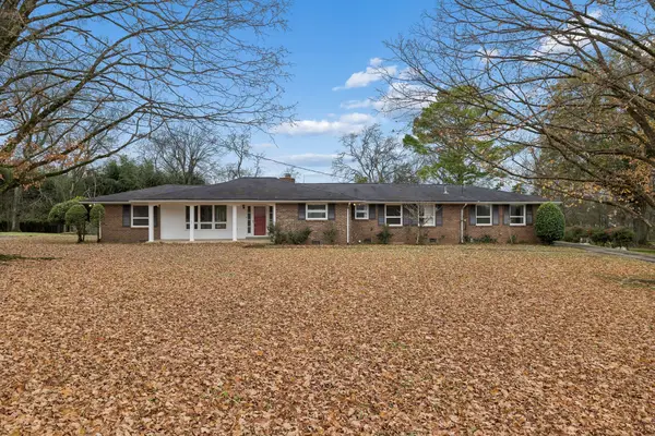 2032 Eversong Ln, Hermitage, TN 37076