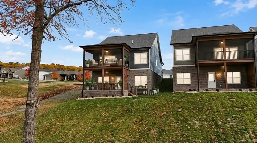 362 Moon Bay Dr, Kuttawa, KY 42055 - Image #2