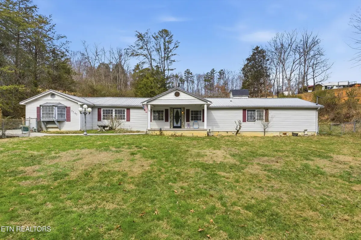 5707 Daniels Rd, Knoxville, TN 37938 - Image #1