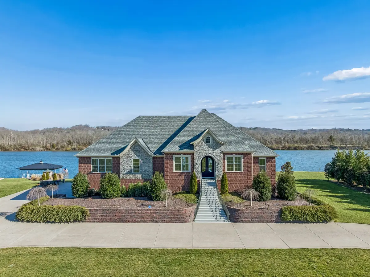 185 Shoals Lndg, Ashland City, TN 37015 - Image #1