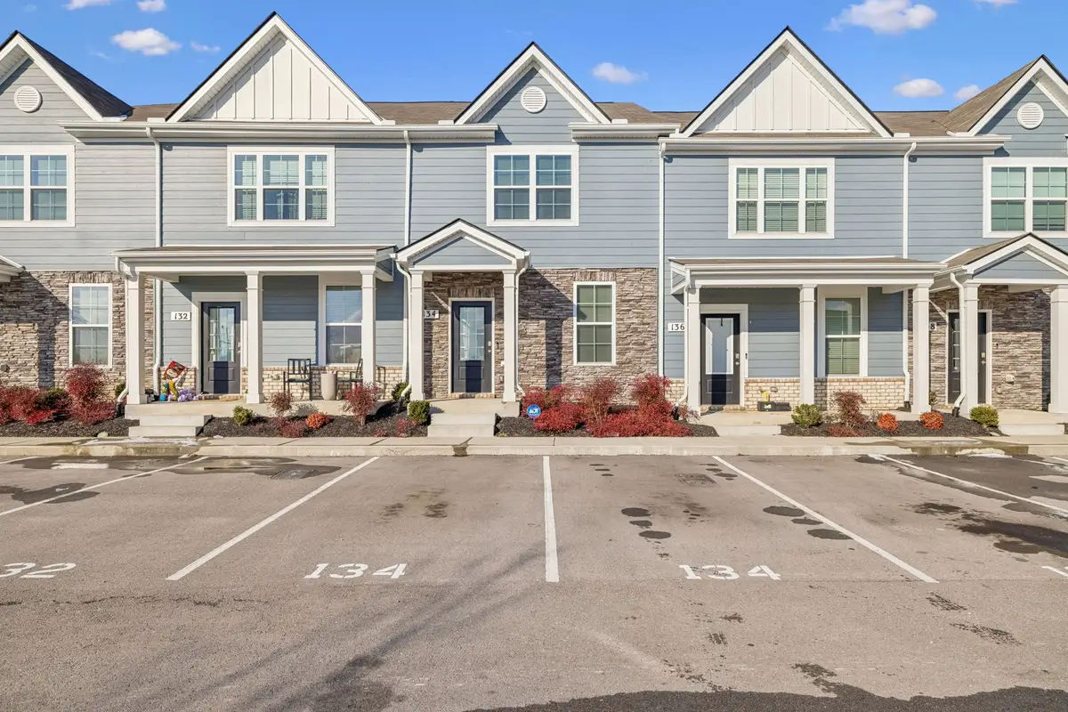 134 Grayson Cir, Chapel Hill, TN 37034 - Image #1