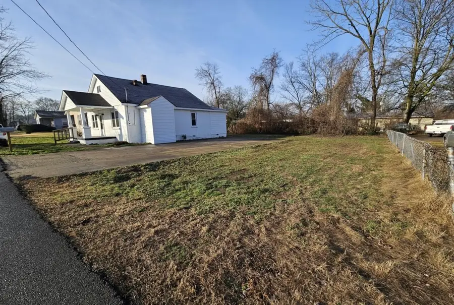 386 N Blakemore Ave, Gallatin, TN 37066 - Image #2