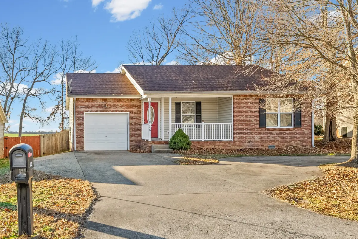 3329 S Senseney Cir, Clarksville, TN 37042 - Image #1