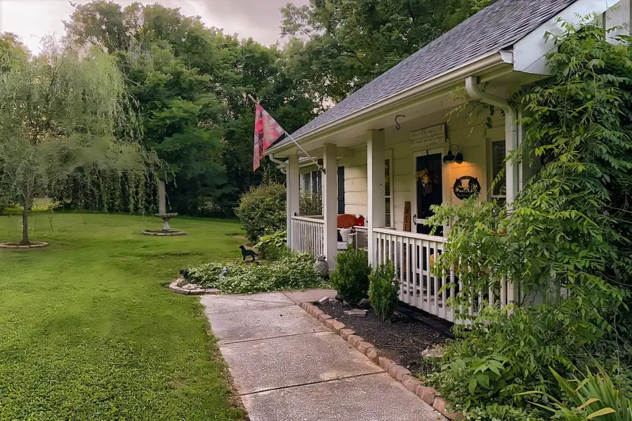 10523 E Lyon Rd, Readyville, TN 37149 - #3