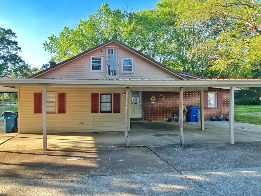 1015 Hills Chapel Rd, Manchester, TN 37355 - Image #2