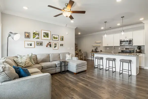 7483 Highway 70 S #103, Nashville, TN 37221