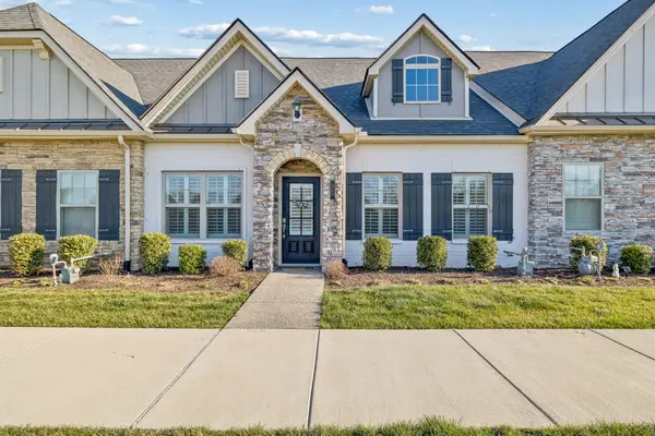 352 Buckner Cir, Mount Juliet, TN 37122