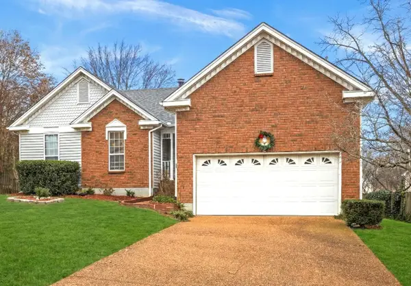 2010 Alice Springs Ct, Mount Juliet, TN 37122