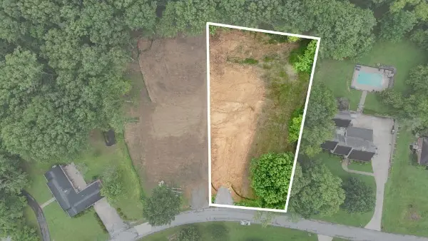 520 Joyce Ave, Lewisburg, TN 37091 - Image #2