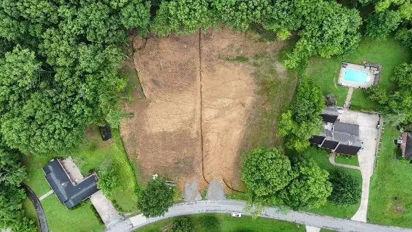 520 Joyce Ave, Lewisburg, TN 37091 - Image #3