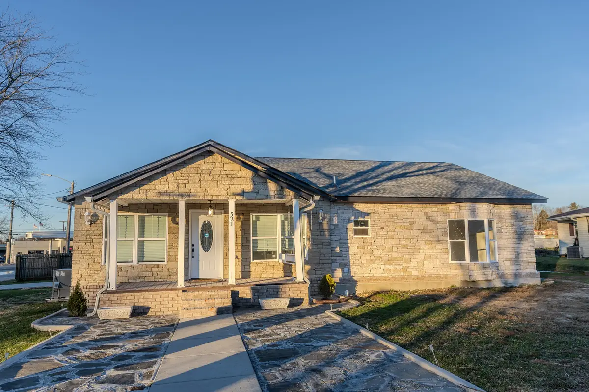521 E New Ave, Monterey, TN 38574 - #1