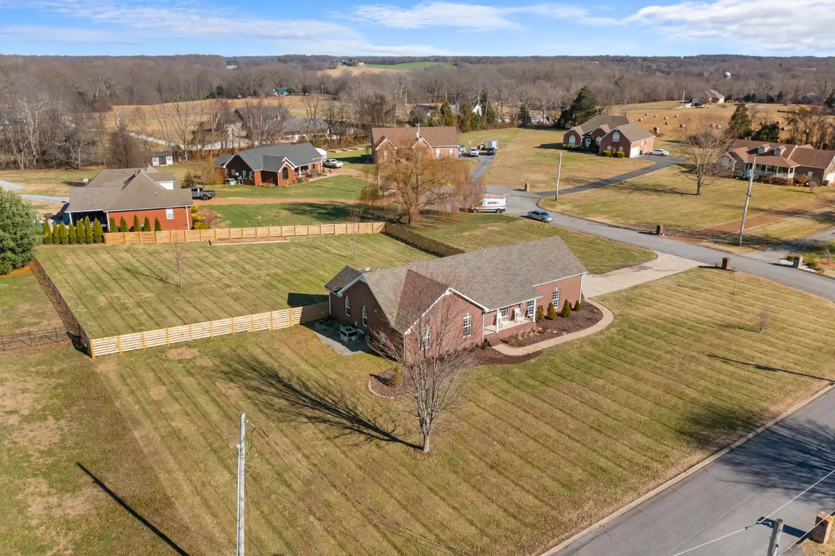 1021 Somerville Dr, Cottontown, TN 37048 - #1