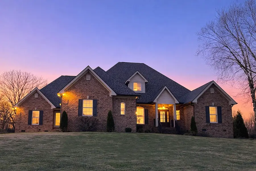 3917 Amanda Beth Ct, Columbia, TN 38401 - Image #2