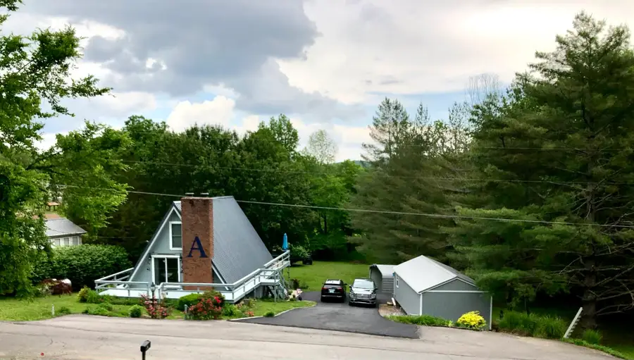 54 Park Pl E, Cadiz, KY 42211 - #2