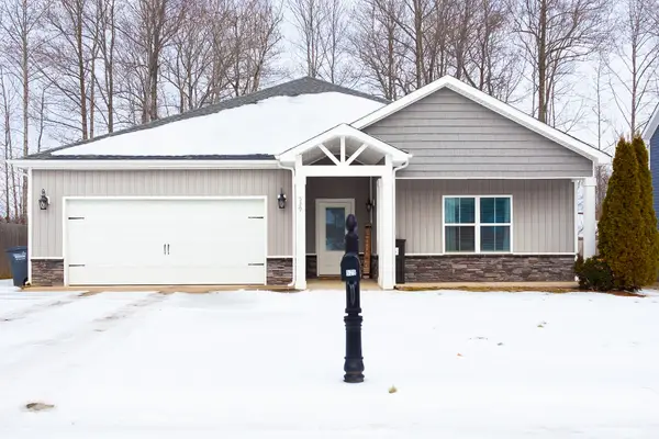 529 Somerset Ln, Clarksville, TN 37042