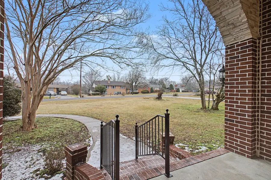 2010 Clintondale Dr, Nashville, TN 37218 - #2