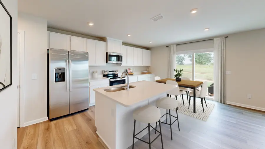 5721 Red Cypress Dr, Christiana, TN 37037 - #2