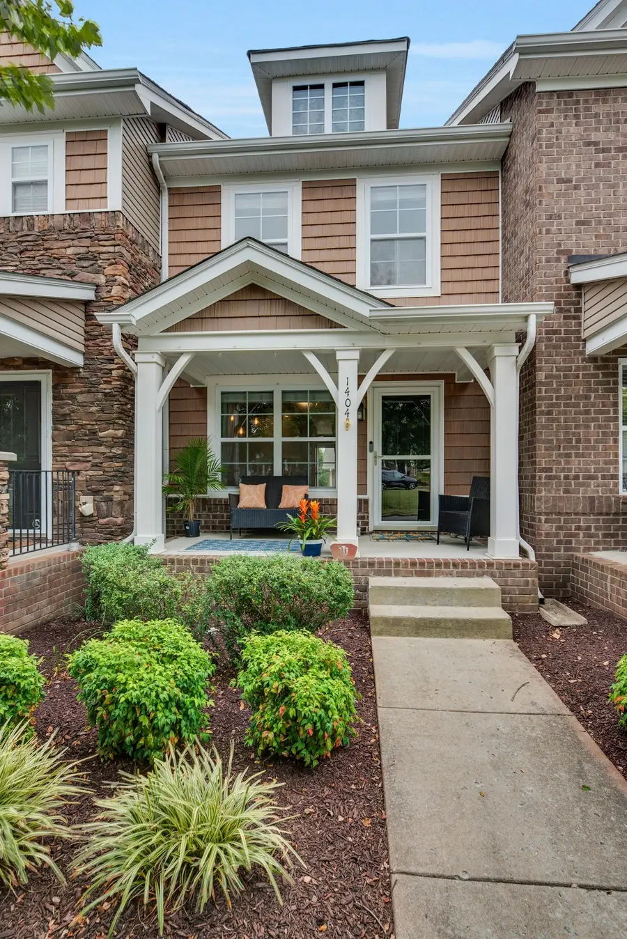 1404 Riverbrook Dr, Hermitage, TN 37076 - #2