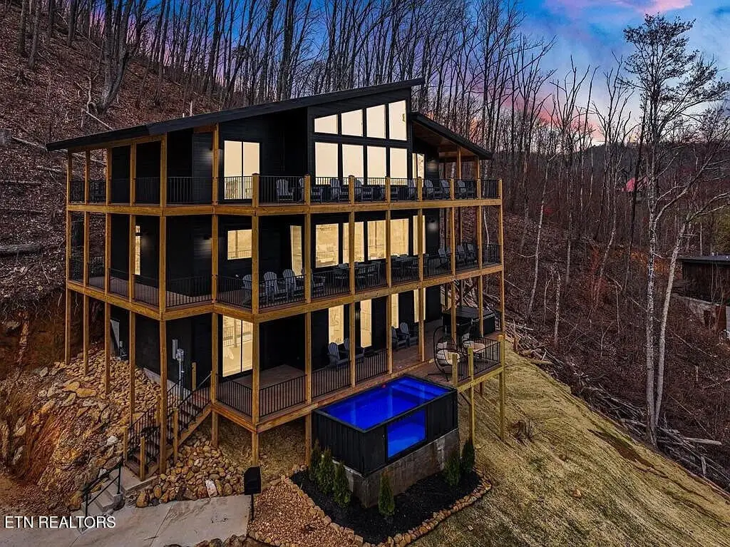 793 Chestnut Drive, Gatlinburg, TN 37738 - Image #1