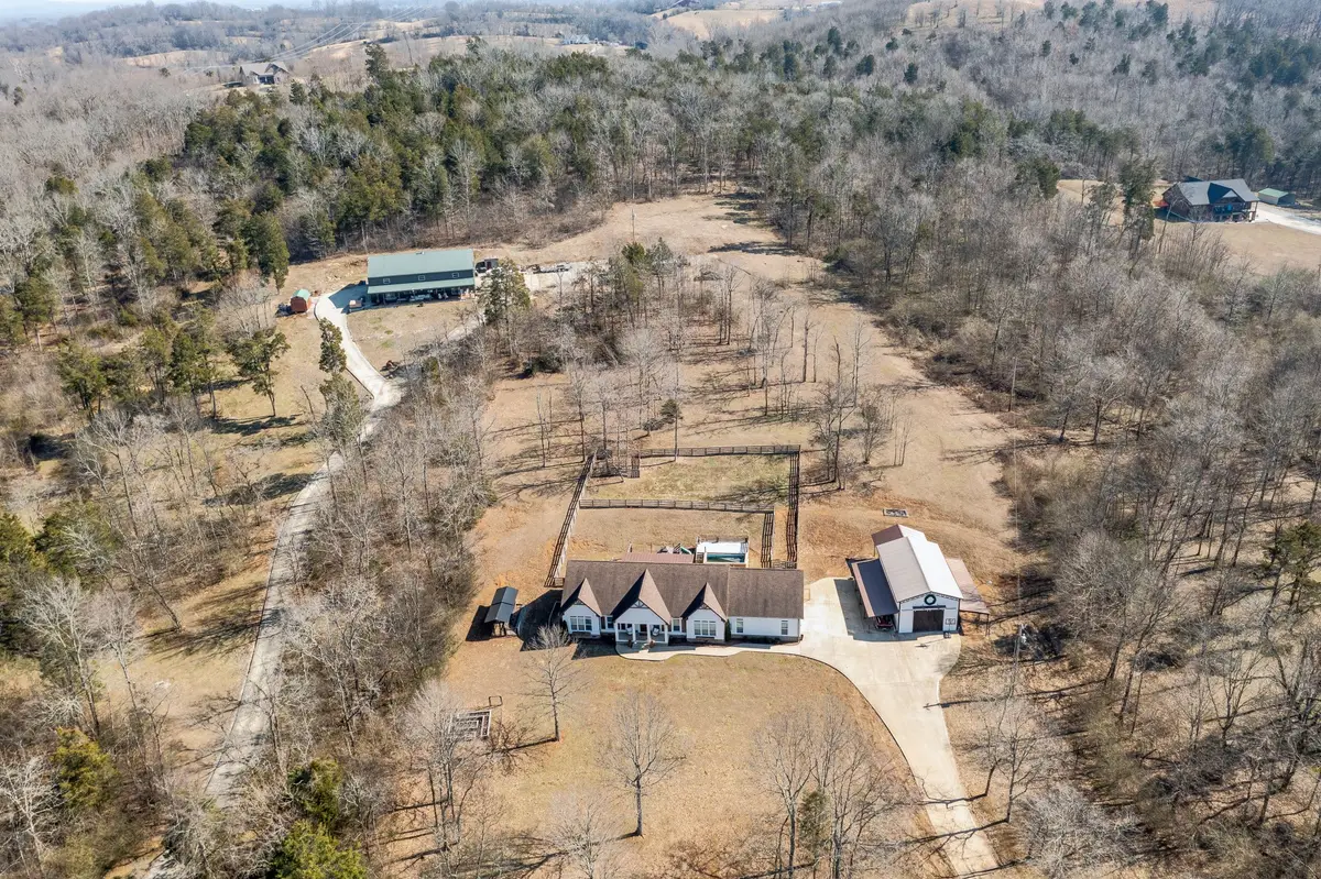 1362 Cliff Amos Rd, Spring Hill, TN 37174 - #1