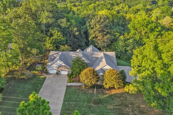 659 Cornwall Rd, Clarksville, TN 37043