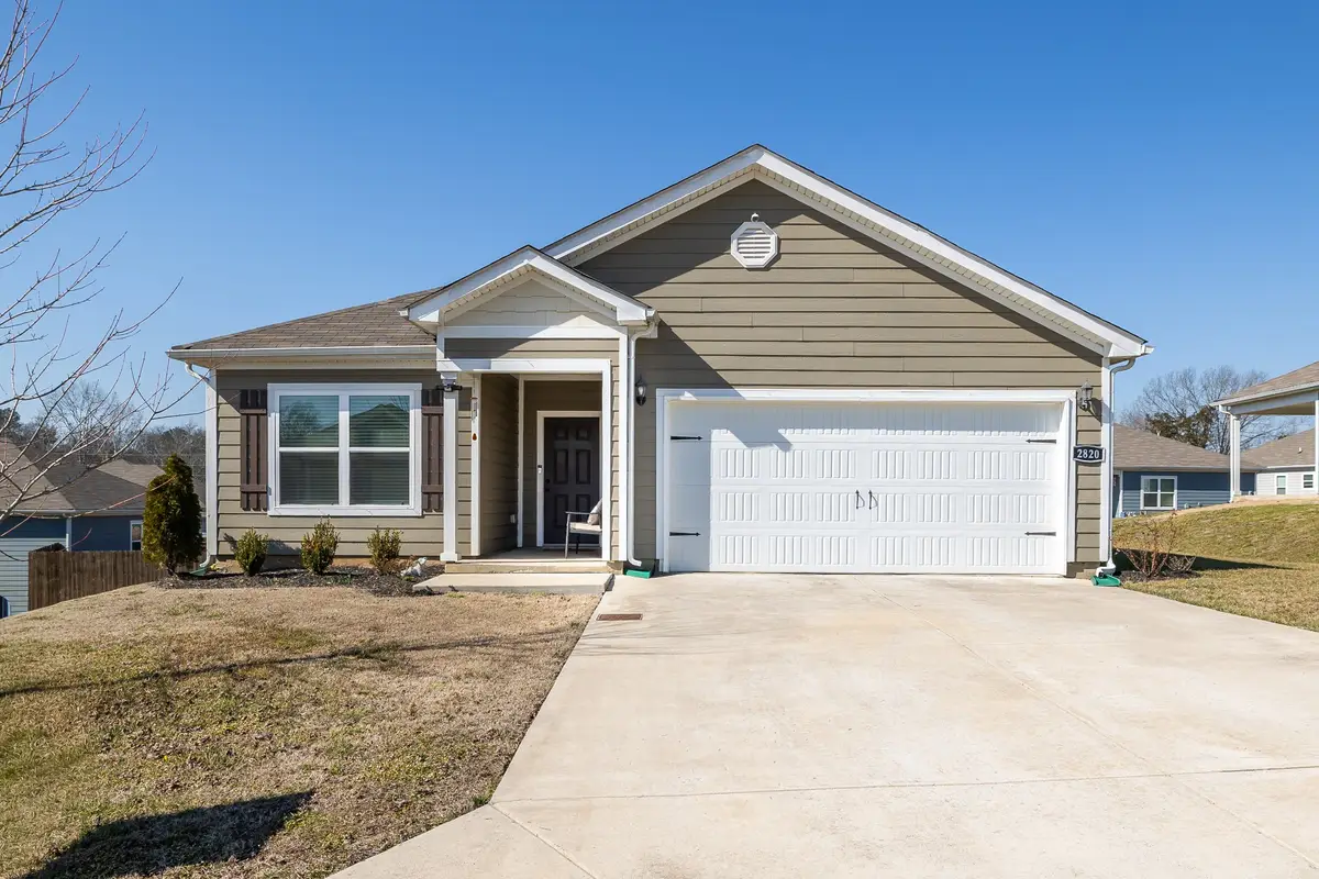 2820 Buzz St, Columbia, TN 38401 - #1