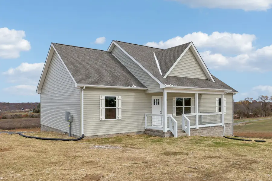 2649 Oak Knob Rd, Lafayette, TN 37083 - #2