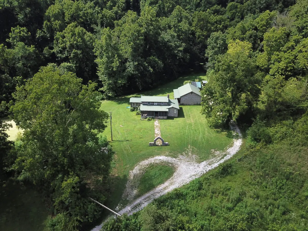 8100 Eaton Hollow Rd, Christiana, TN 37037 - #1