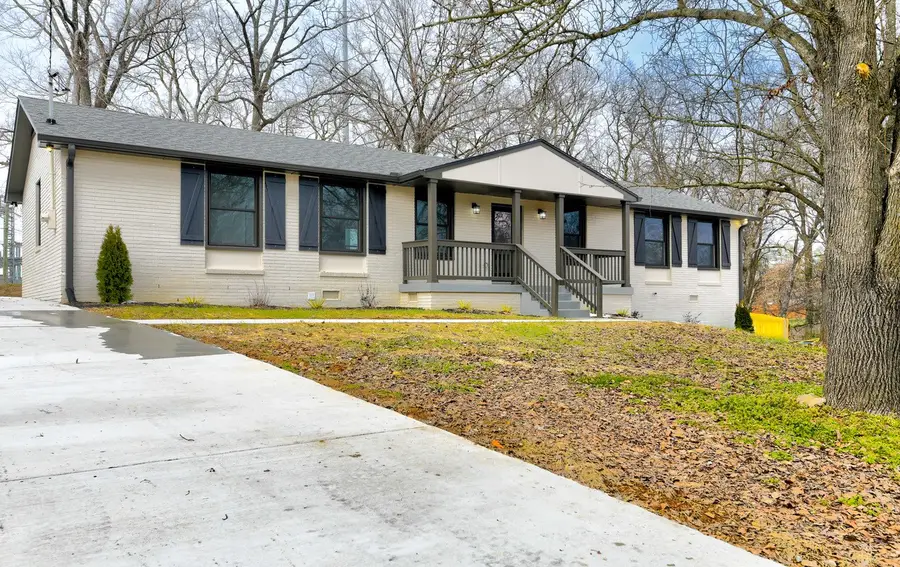 8125 Gordon Ln, Hermitage, TN 37076 - #2