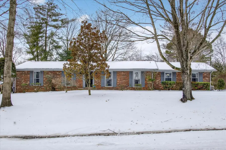 432 Rivermont Dr, Clarksville, TN 37043 - #2