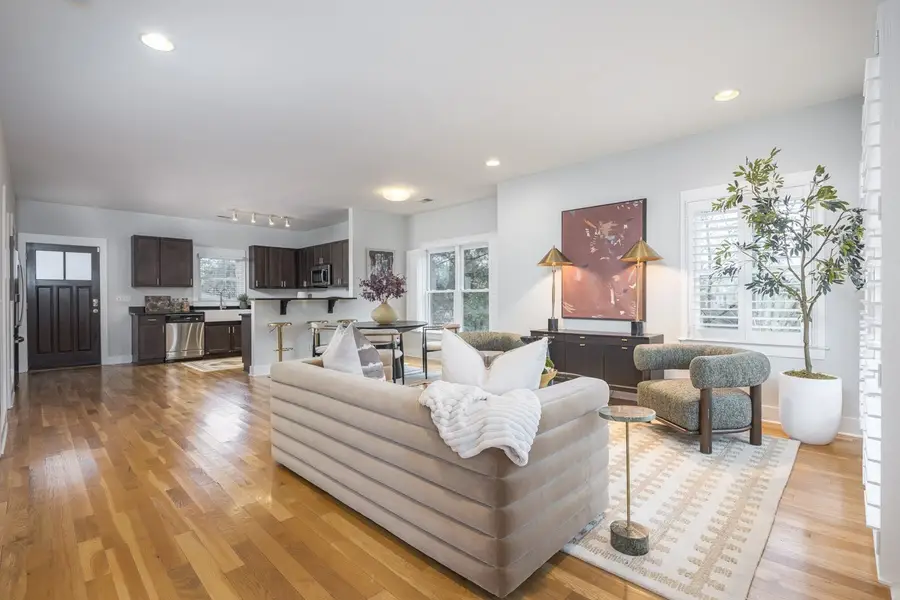 112 36th Ave N, Nashville, TN 37209 - #3