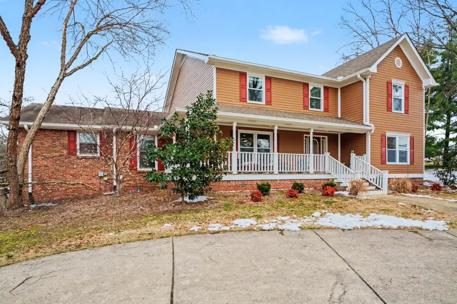 218 Spring Valley Rd, Hendersonville, TN 37075 - #2