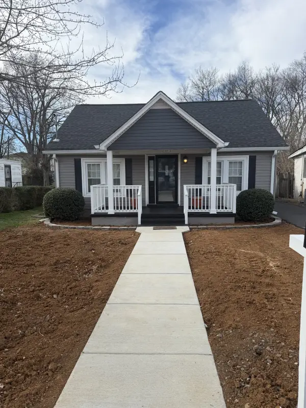 1727 21st Ave N, Nashville, TN 37208