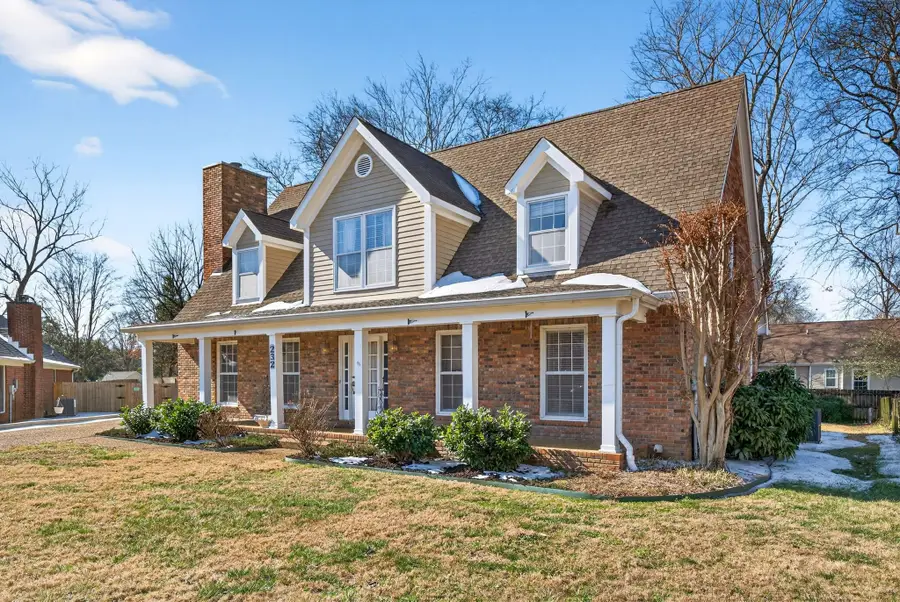 232 Pebble Glen Dr, Franklin, TN 37064 - #3