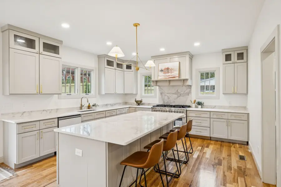 306 Vaughn St, Nashville, TN 37207 - #2