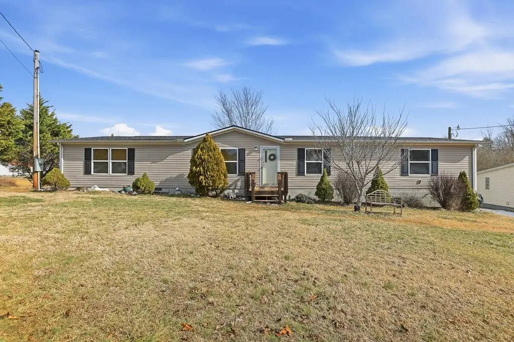 271 Country Meadows Ln, Cookeville, TN 38501 - #1