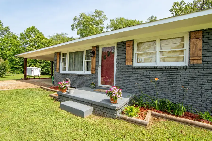 5011 Sunny Acres Dr, Waynesboro, TN 38485 - #2